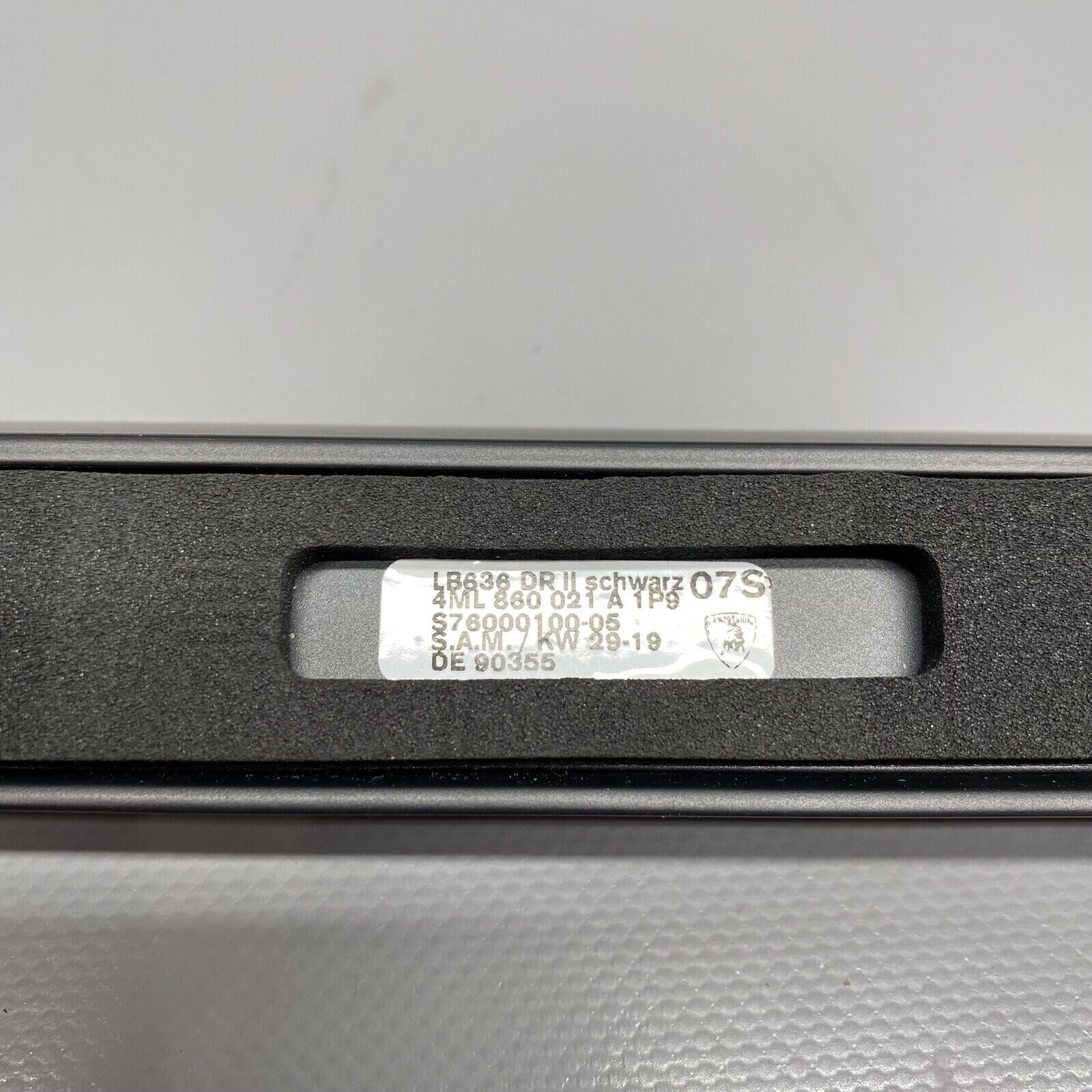 LAMBORGHINI URUS ROOF RAIL LEFT 4ML860021A 2019 2020 OEM