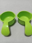 Tupperware 2 Lime Green Measuring Cups, ¾ c & 2/3 c Curved Handles, Double Spout — photo 3
