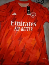 Short sleeve arsenal training kit new with tags size small