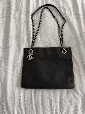 Chanel stitched CC pocket leather shoulder bag