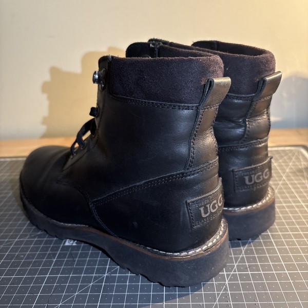 UGG Lace Up Boots. 8 Eyelet. Wool Lined. Leather. Size Women’s 8.