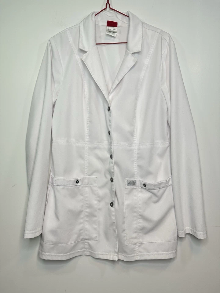 Dickies Women’s White Lab Coat Size Small S | Button Front Medical Scrub Jacket - Image 4 of 4