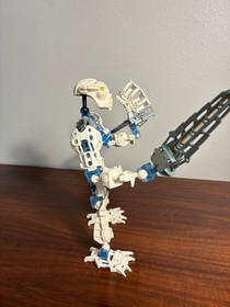 LEGO BIONICLE: Toa Matoro (8732) with light up sword
