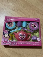 Disney Minnie Mouse Plastic Pink Blue Purple Yellow 9 Piece Tea Set