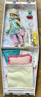 Field Trip Tulah Gift Set w Toots cat, Kish Riley's World 8  doll 2005 NRFB