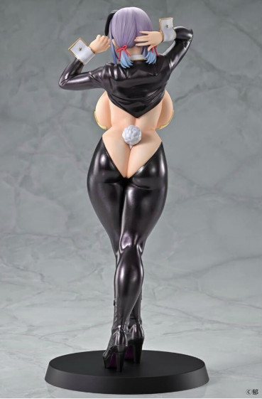 Q-six official Ami-chan Reverse Bunny 1/5 Figure 32cm by Iku 2025 japan