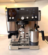 Ninja luxe Espressomaschine Siebträger mit Mahlwerk & Milchaufschäumer Edelstahl