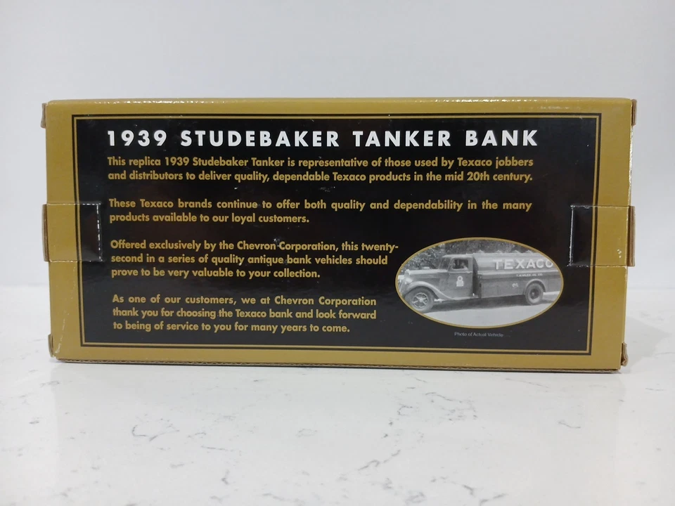 Banco cisterna Texaco 1939 Studebaker edición especial rojo cromo escala 1:25 Foto 3 de 4