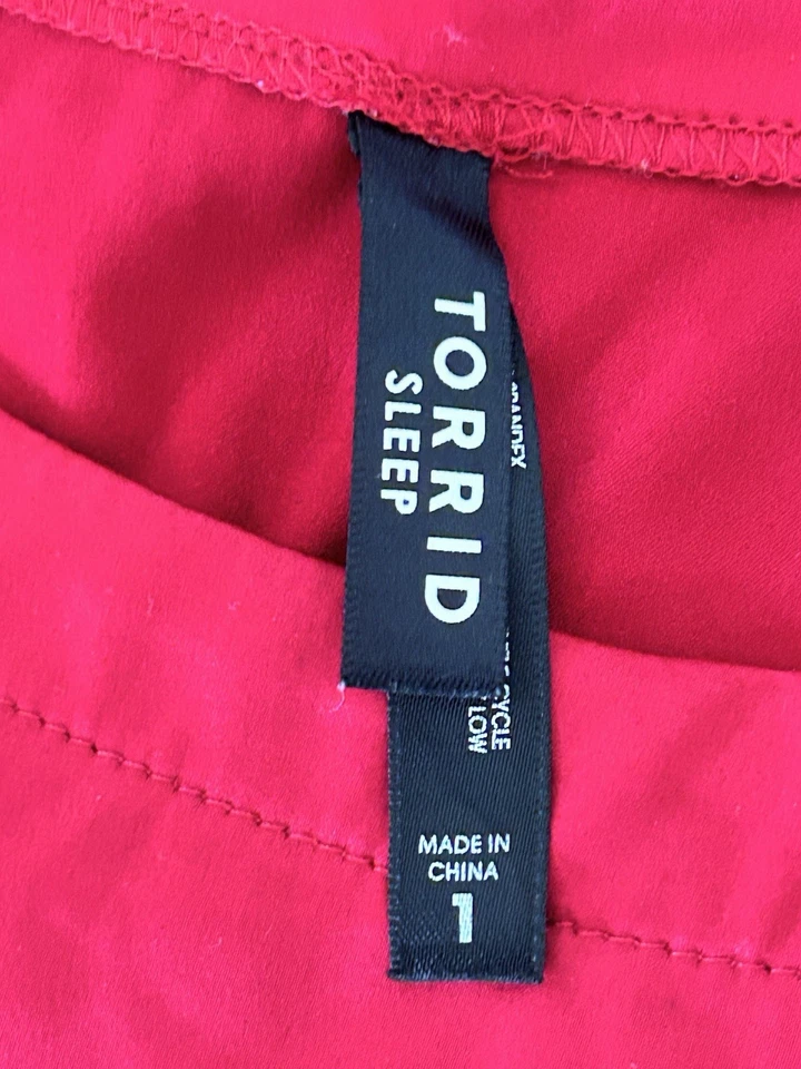 Torrid Sleepwear Top Nightgown Women’s Plus Size 1 Red Pullover Shiny Gift Her - Image 2 of 4