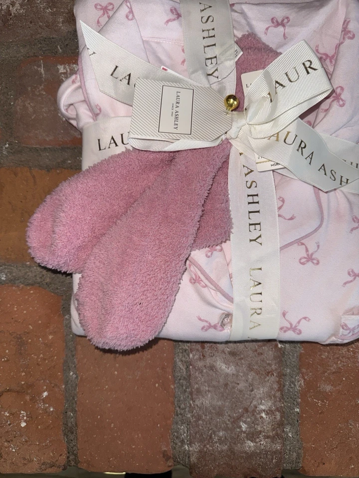 Laura Ashley Women's Pink Pajama Top & Pant Gift Set Size XL - Image 3 of 4