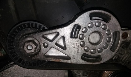 03G903315 Spannrolle Zahnriemen Steuerriemen (Riemenspanner)   Vo DE518109-15