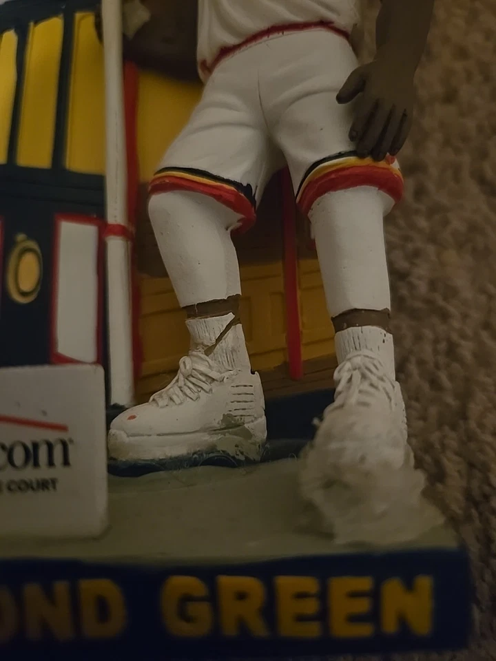 Bobbleheads Stephen Curry y Gigantes Foto 2 de 3