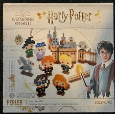 HARRY POTTER Wizarding World CASTLE PERLER FUSED BEAD KIT 2003 PIECES, Open Box.