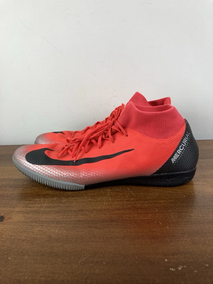 Nike Mercurial Superfly 6 CR7 Red Indoor Soccer Shoes AJ3567-600 Men's Size 11 - Image 2 of 4