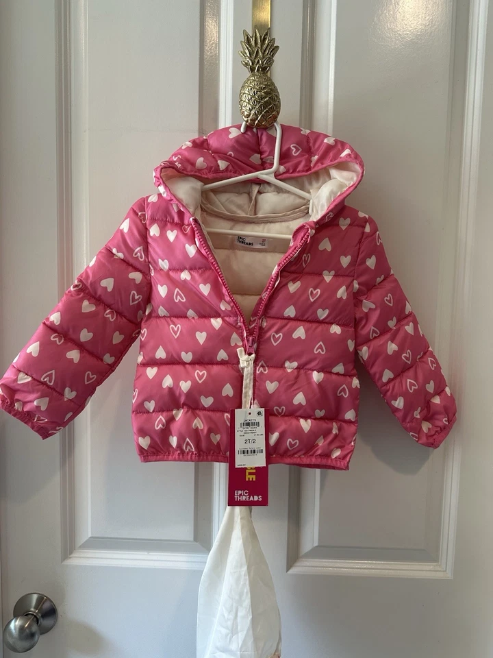 Abrigo de Invierno Epic Threads Niñas Pequeñas Rosa Corazón Puffer con Sombrero Talla 2T Nuevo Foto 4 de 4
