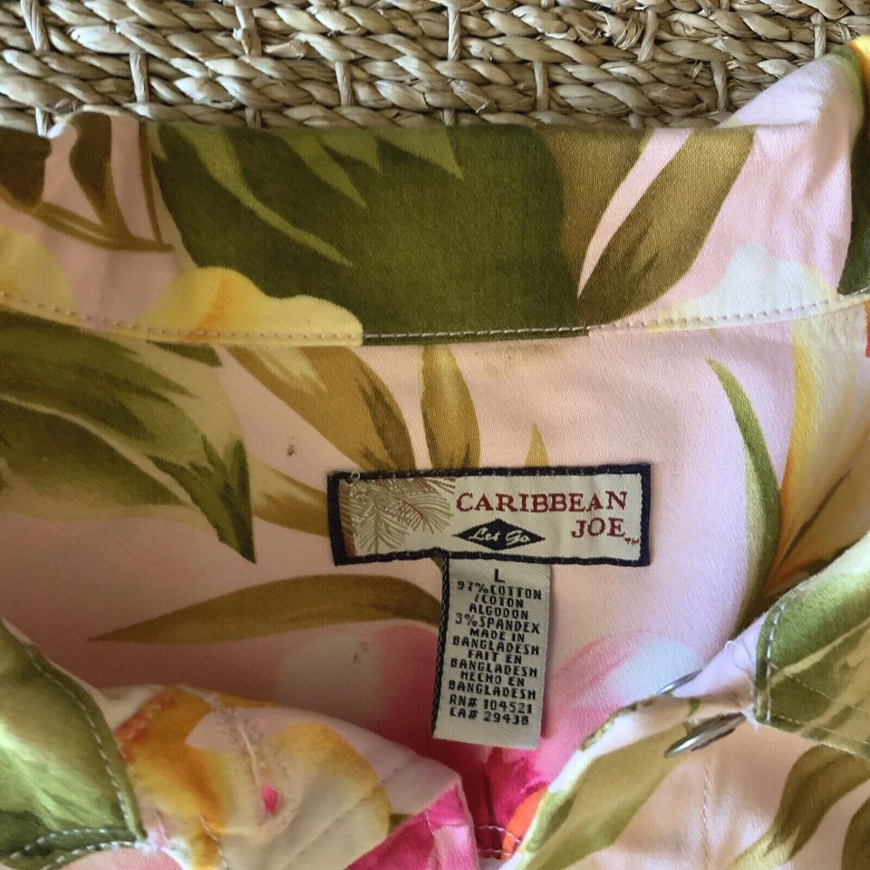 Chaqueta para mujer Caribbean Joe Hawaiian Let Go botón estilo camionero Lg rosa floral Foto 3 de 4