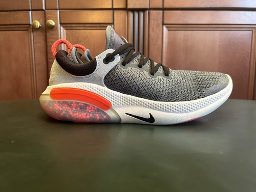 Nike Men's Joyride Run Flyknit Dark Grey Bright Crimson - AQ2730-004 - Size 9 - Picture 2 of 15