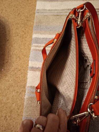 GENUINE DKNY SALMON COLOUR TOTE BAG WITH MANY POCKETS. - Picture 9 of 20