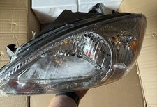 For Toyota Sienna Celexle 2004-2005 Headlights Assembly Pair Chrome Housing For Toyota Sienna Celexle 2004-2005 Headlights Assembly Pair Chrome Housing
