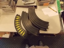 Vintage Lot of 25 Tyco 9" R-1/4 Circle Slot Car Track