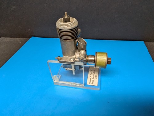 1949 OHLSSON & RICE "19" RC AIRPLANE ENGINE FRNT ROTARY GLOW "USED"