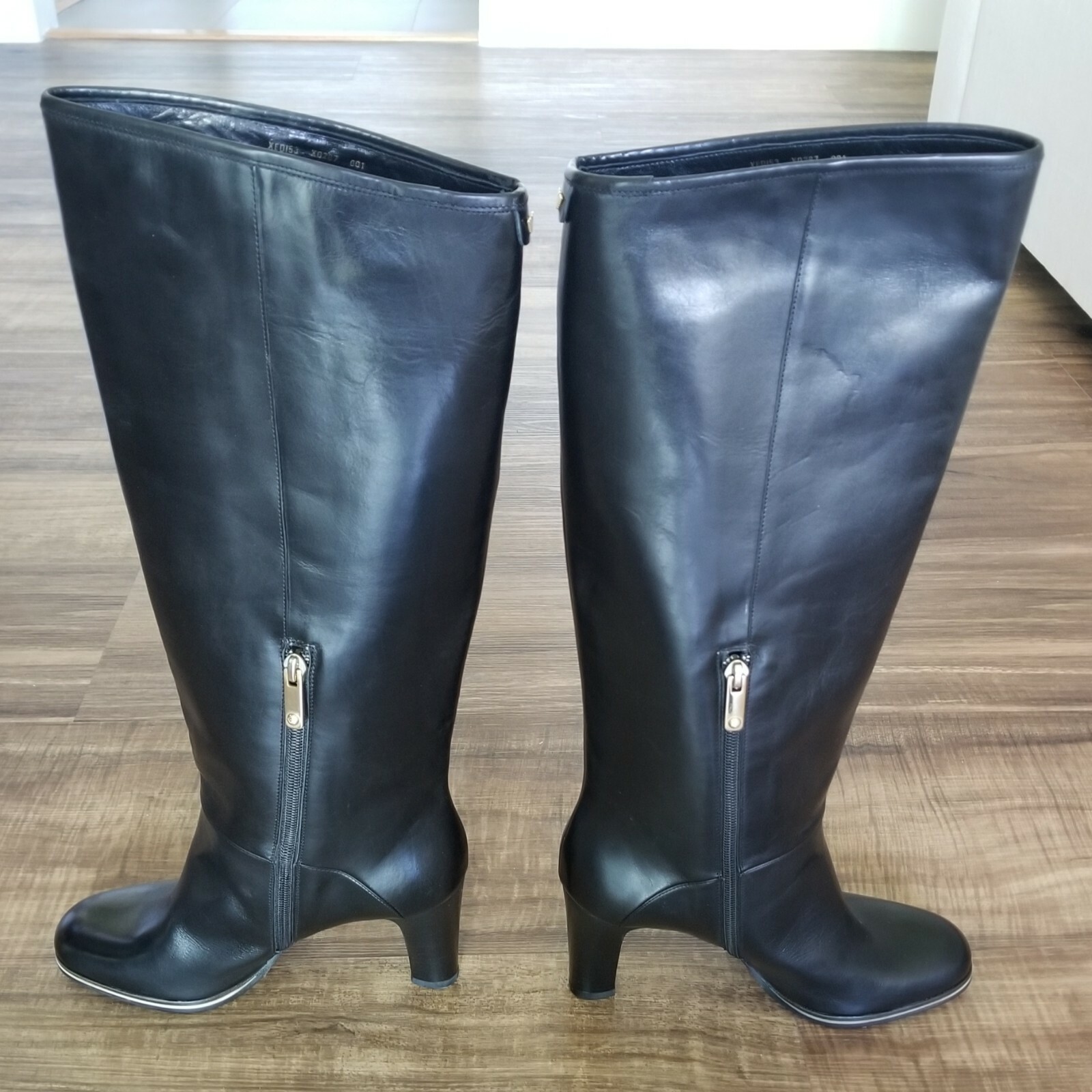 Giorgio Armani Authentic Leather Knee High Boots - Size 39 or 8/8.5 US image 3