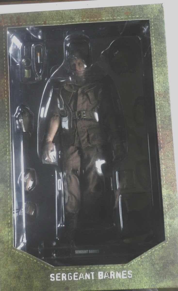 1/6 SCALE Hot Toys MMS141 Platoon Sergeant Barnes Action Figure
