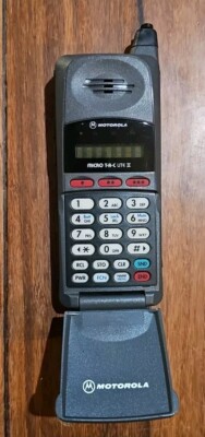 Vintage Motorola Micro TAC Lite ll Flip Phone Cell Phone