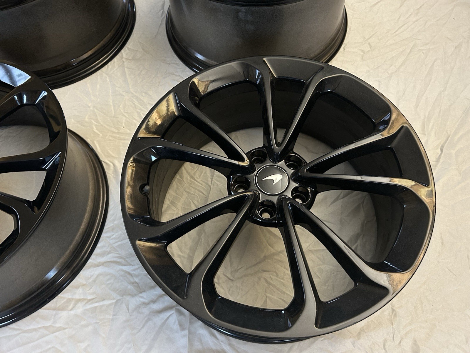 McLaren 570 S wheels