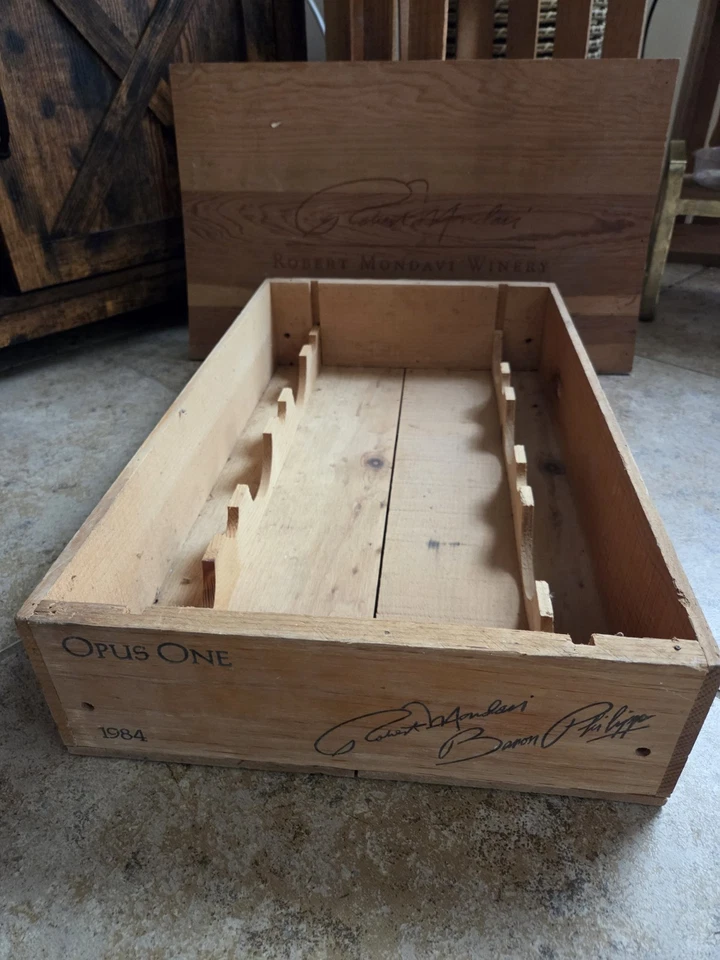 Caja de vino de madera Opus One 1984 con tapa e insertos 6 botellas vintage Foto 2 de 3