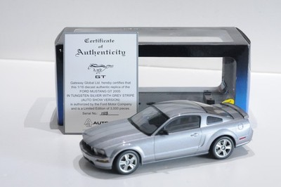 AUTOART 2005 FORD MUSTANG GT SILVER AUTO SHOW VERSION SCALE 1:18