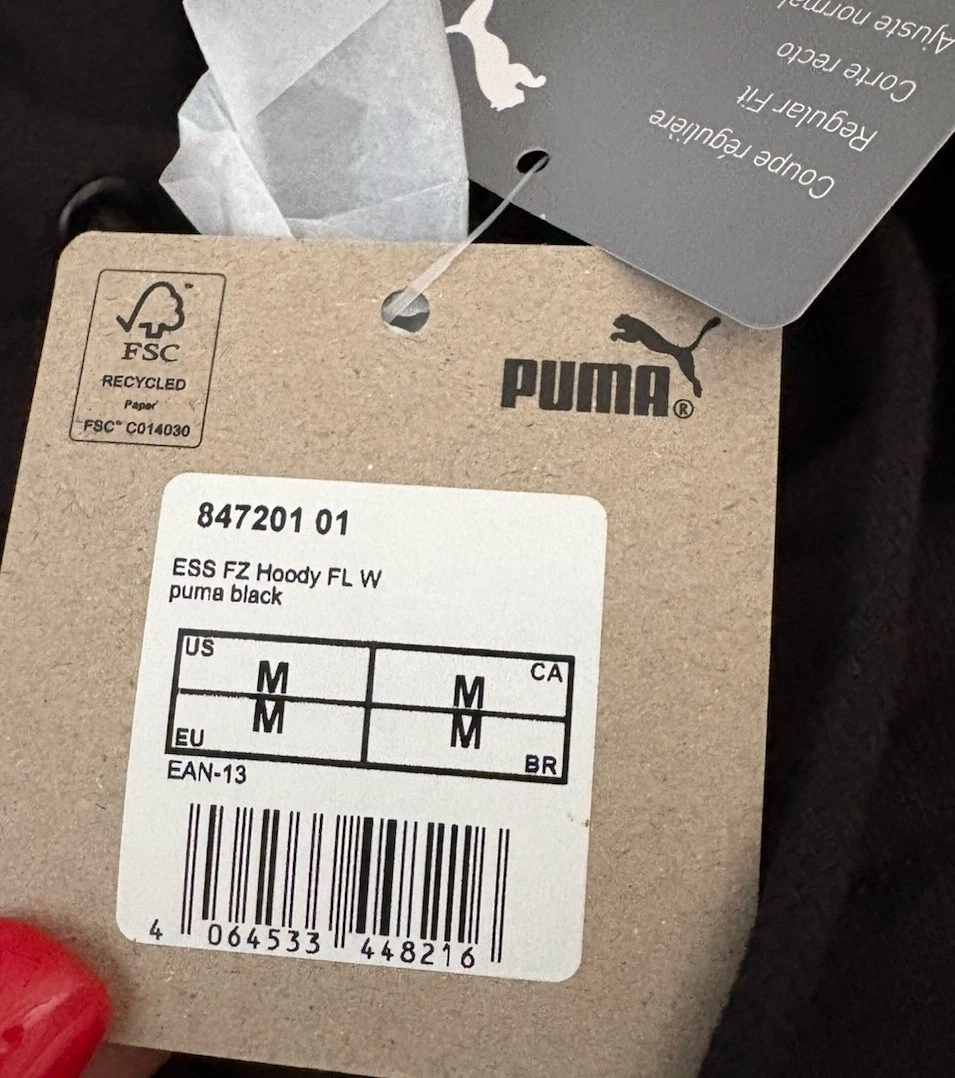 PUMA women’s Black full zip Hoodie Regular Fit Size S (US Medium)
