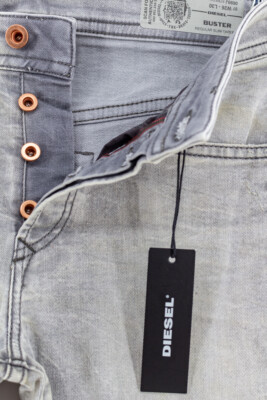 Jeans Diesel BUSTER 0699J Regular Slim-Tapered Stretch - Taille W26 L32 - Gris - Slim Conique