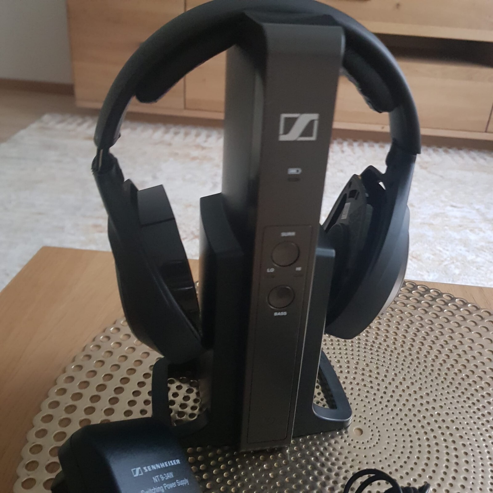 Sennheiser HDR 175 Digital TV Wireless Headphones & Transmitter Over