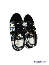Three In Shoes - Feather Design lace up. Preowned. Size 8