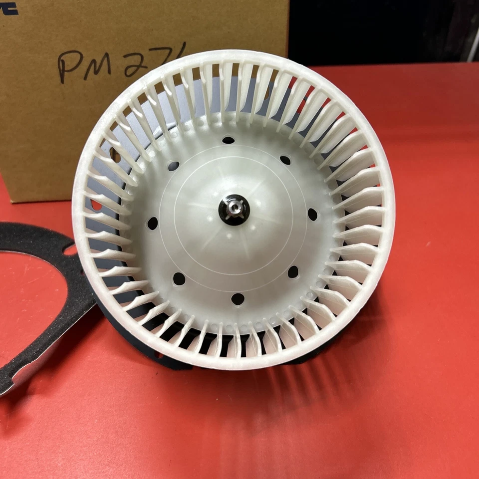 Motor soplador HVAC TYC 700019 se adapta a Explorer Mountaineer Foto 3 de 4