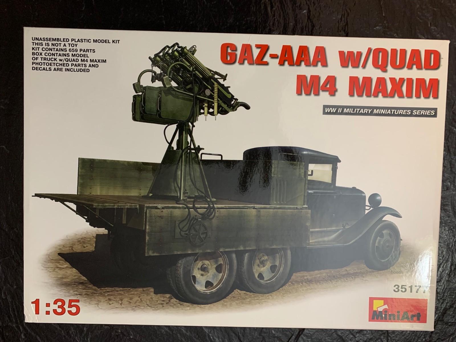 1/35 MiniArt GAZ-AAA w/QUAD M4 MAXIM Machine Gun 35177