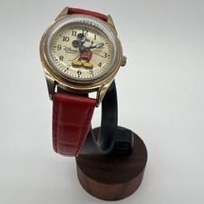 MICKEY MOUSE Moving Hands Quartz WATCH Disney Parks Authentic V896-7249-12184
