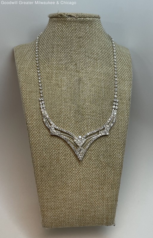Silver Tone Rhinestone Statement Necklace 17.3g