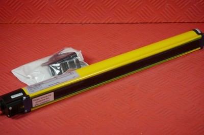 Allen-Bradley 440L-T4K0480YD Safety Light NEW In Stock Now