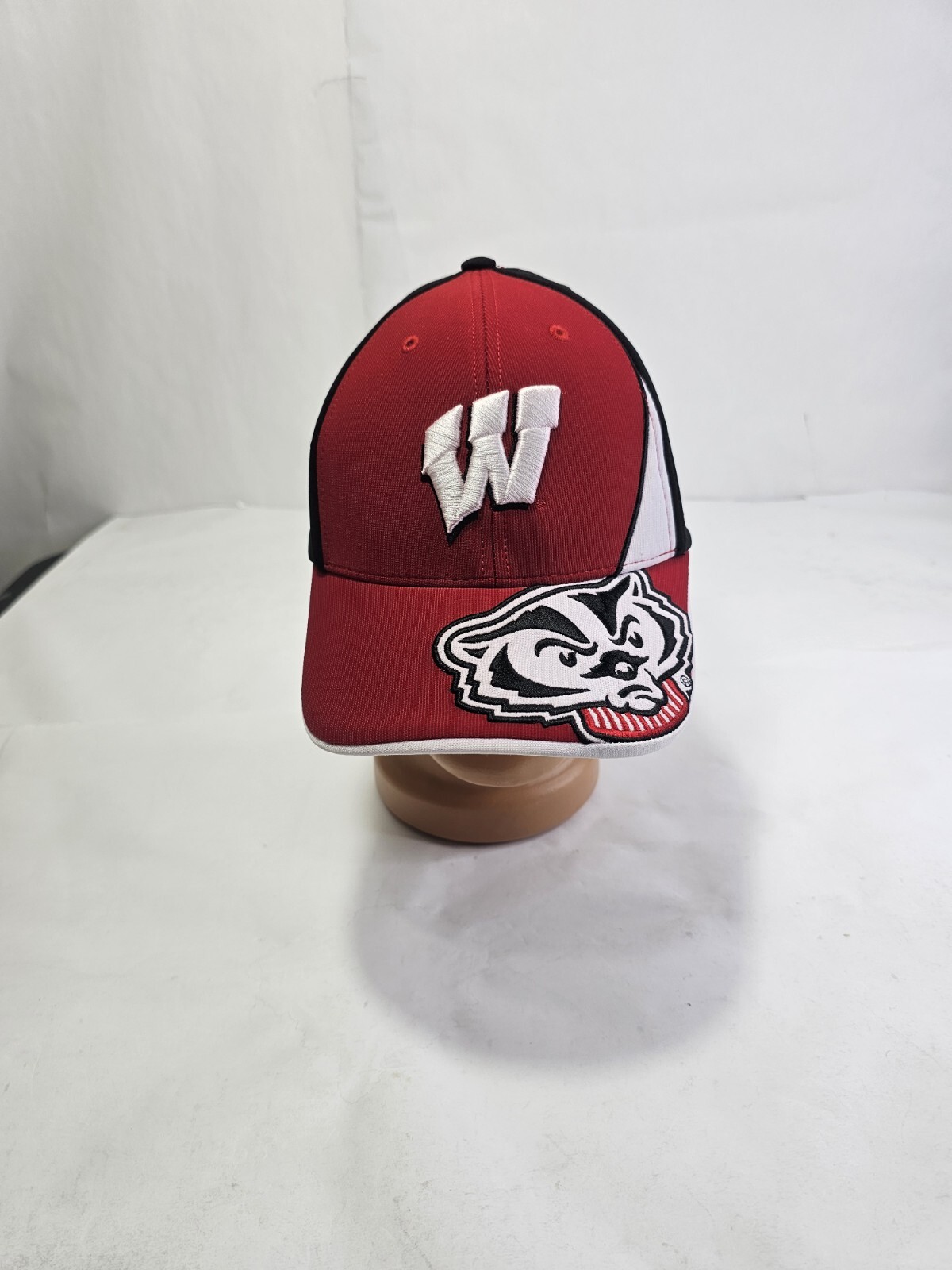Wisconsin Badgers 47 Hook Loop Adjustable College Football Cap