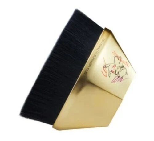 Cepillo Base Shu Uemura Pokemon Pikachu Petal 55 Limitado ¡NUEVO EN CAJA NUEVO! Foto 3 de 4