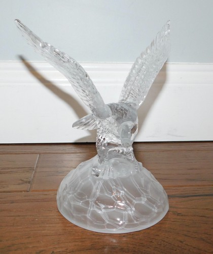 Cristal d'Arques Lead Crystal Bald Eagle w/Fish Statue Figurine Flying 8" EXC! - Picture 3 of 13