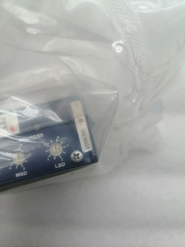 0YCS31C005 CS310 Hydrogen 2L/min Seven Star Huachuang Mass Flow Meter Controller - Image 4 of 4