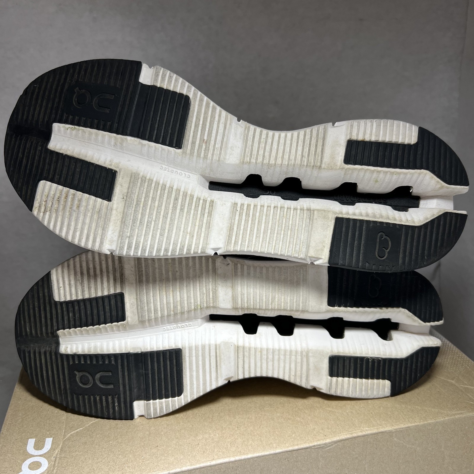 Pre-Owned On Running Cloudnova 'Phantom White' Me… - image 4