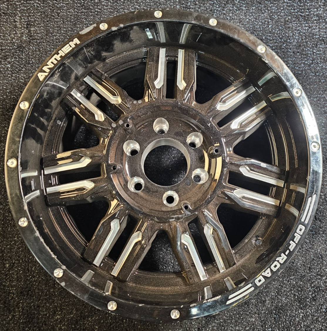 その他 ANTHEM QTY 1) Anthem Off-Road Equalizer Gloss Black Milled Wheel Rim 18x9