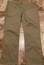 LEVIS DOCKERS CHINO PANTS STRAIGHT FIT SMART SERIES ALL MOTION COMFORT 40 x 30