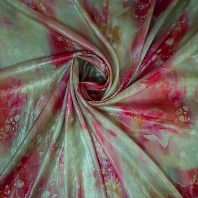 Emanuel Ungaro shiny mulberry silk fabric Floral print  Made in Italy