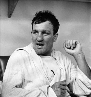 Boxer Brian London a few days after the fight against Roberto - 1968 Old Photo