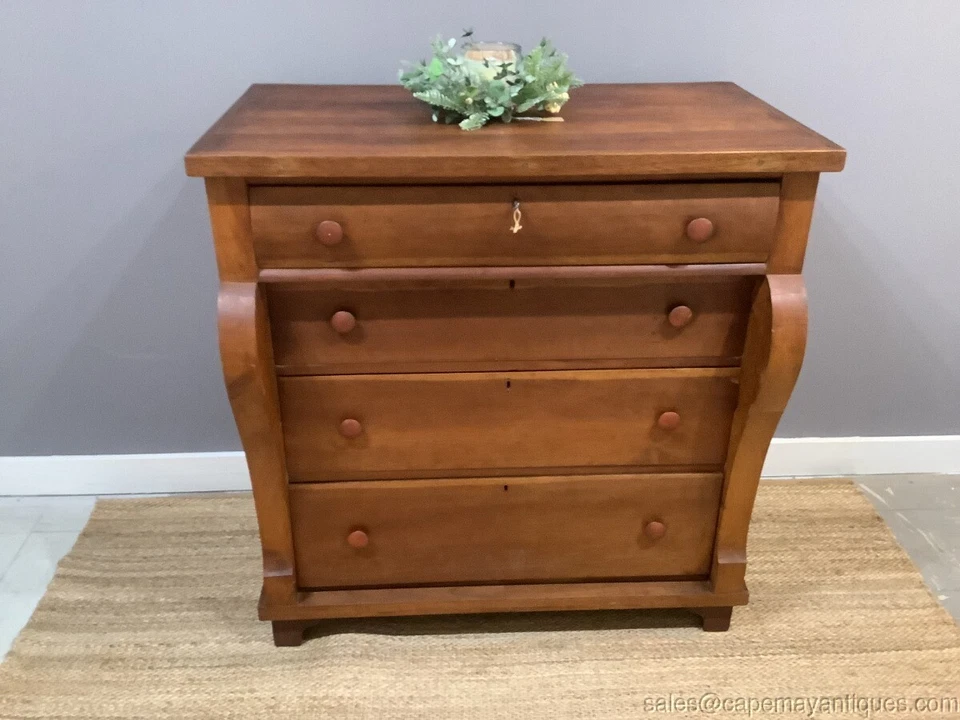 Старинный высокий комод в стиле ампир из массива дерева изогнутый передний 4 глубоких ящика с ключом - Изображение 4 из 4